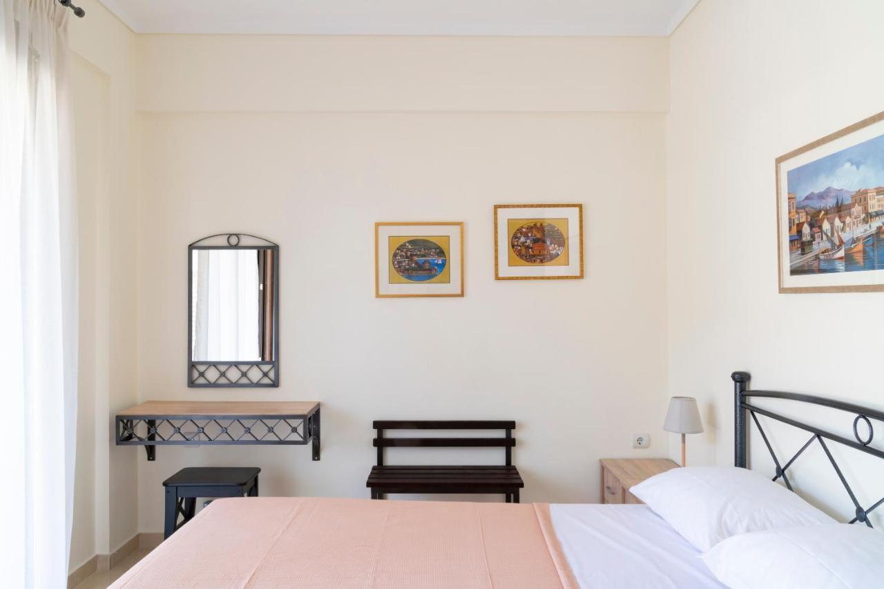 Alexandros Maisonettes ネア・ムダニア エクステリア 写真